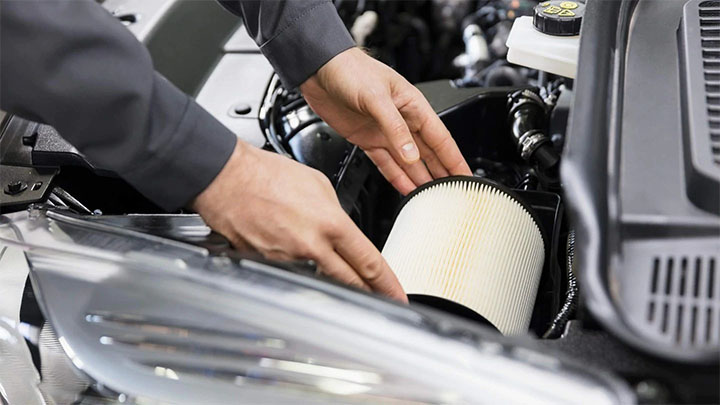 Ford air filter being changed