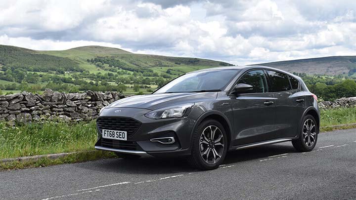 ford focus active x, parked in countryside