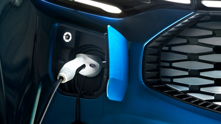 Ford E-Transit Custom Charging