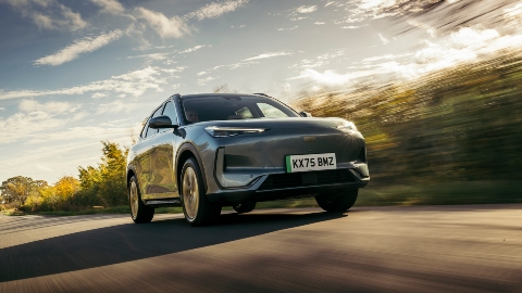 Geely EX5 Green front driving