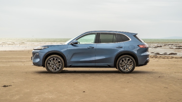 Geely Starray EM-i Grey side angle