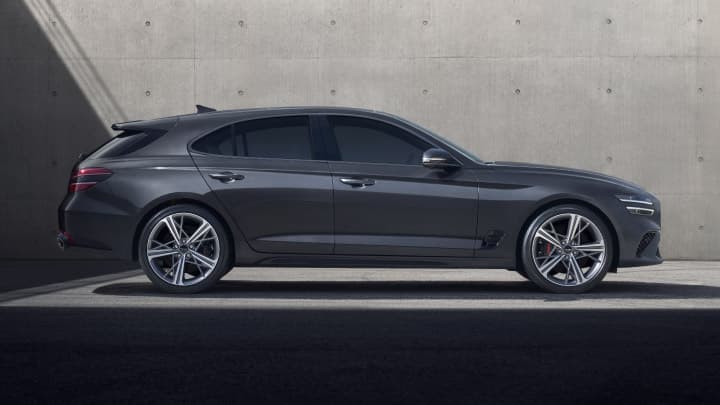 Grey Genesis G70 Shooting Brake parked sideways