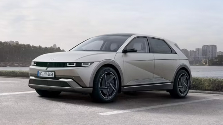 Silver Hyundai IONIQ 5 Front