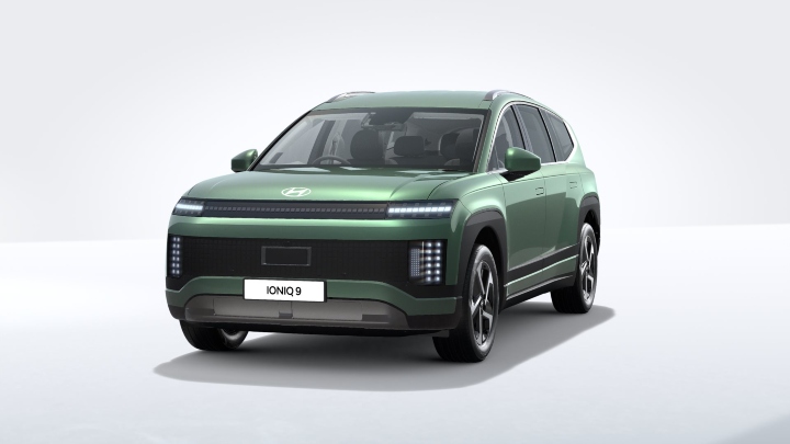 Dark Blue Hyundai IONIQ 9 Premium Exterior Front in Studio