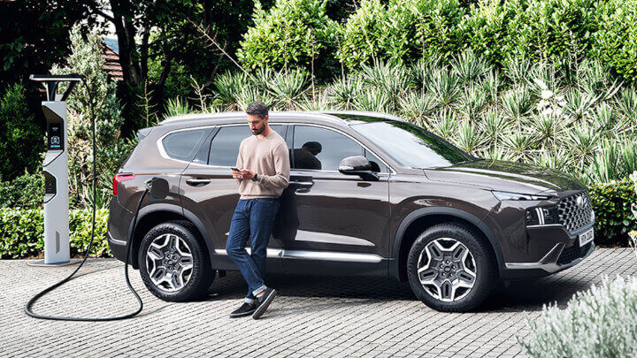 Hyundai Santa Fe PHEV Charging