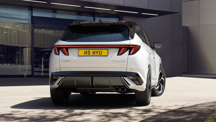 White Hyundai TUCSON Rear