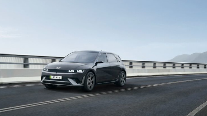 Hyundai IONIQ 5 Driving