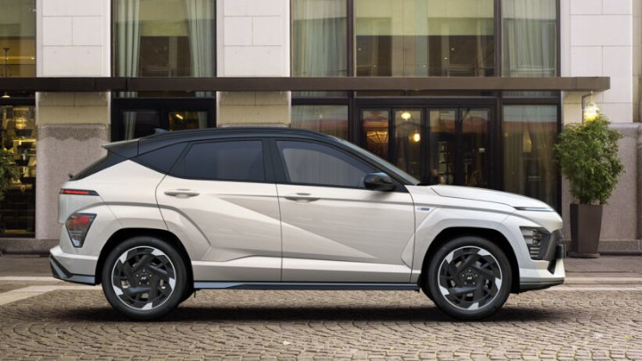 Hyundai KONA Side Profile