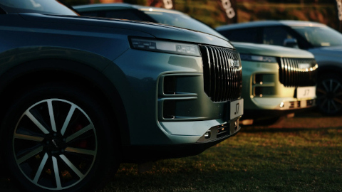 JAECOO Cars Lined Up