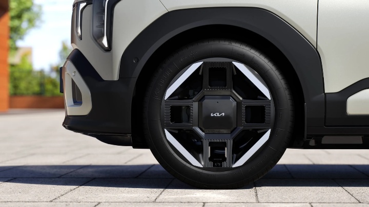 Silver Kia EV2 Front Alloy Wheel