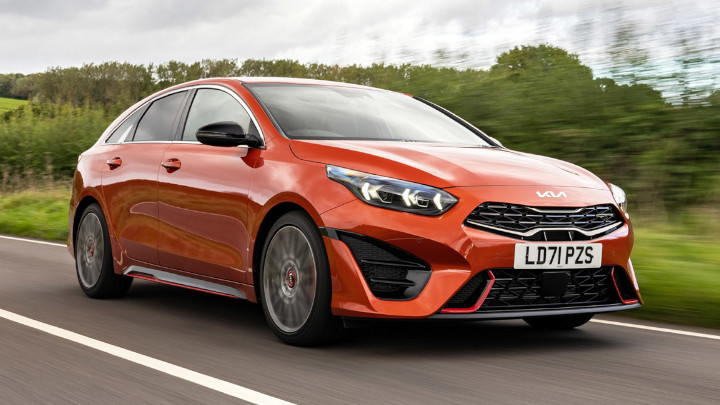 KIA REINTRODUCES 'GT-LINE S' CEED AND PROCEED; BRINGS DCT BACK