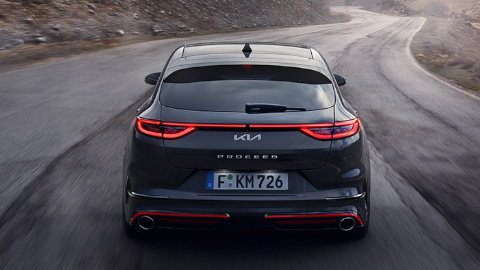 Grey Kia Proceed Exterior Rear