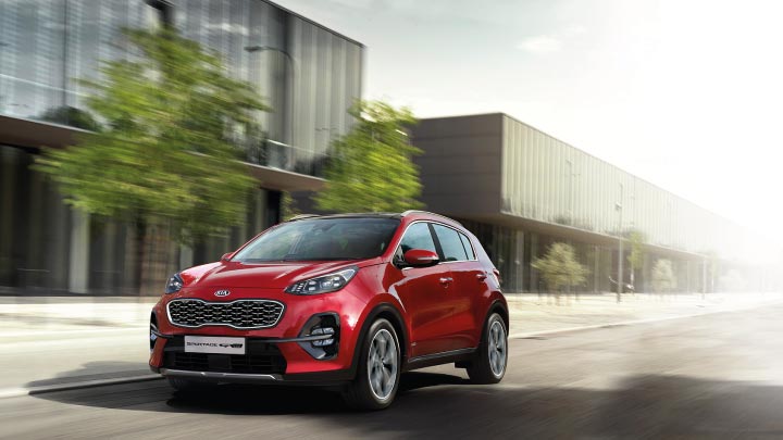 Kia Sportage in red