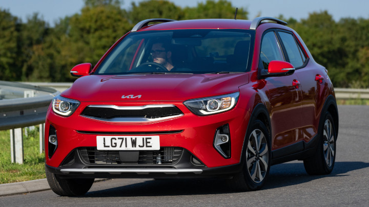 Kia Sonic Driving in a Dynamic Way