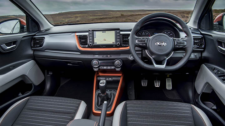 Grey Kia Stonic, interior