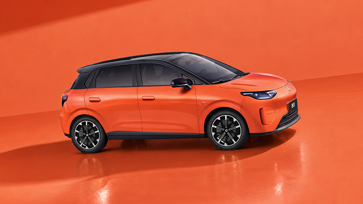 Leapmotor B03 orange side static