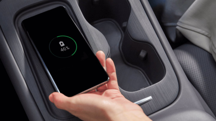 Leapmotor C10 phone charging feature