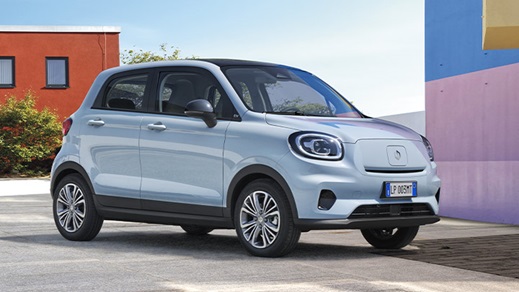 Blue Leapmotor T03 exterior shot