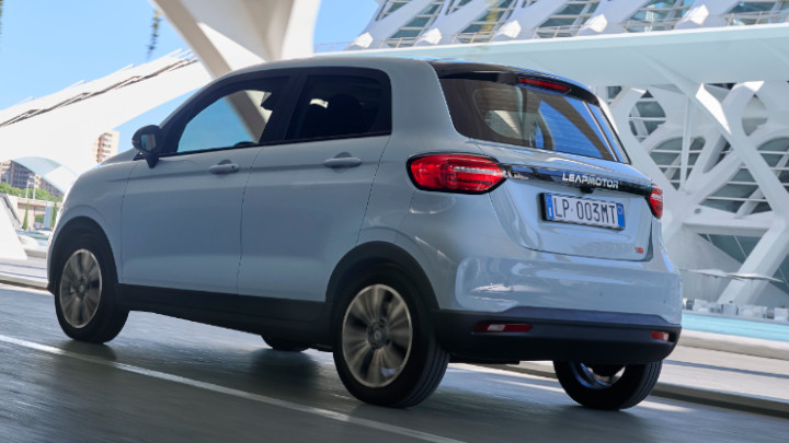 Leapmotor T03 Lifestyle Driving Rear