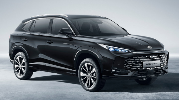 MG HS Front Angle Alternate