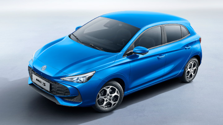 MG3 Hybrid+ Side Front Angle Blue