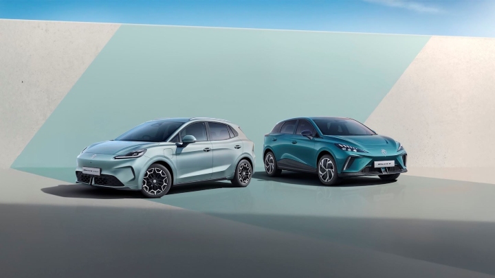 MG4 EV Urban and MG4 EV Exterior Front Static