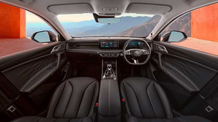 MG HS Interior Front