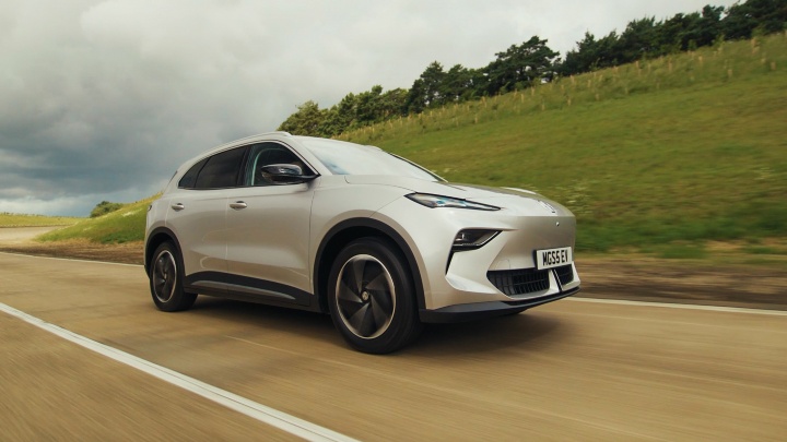 Silver MGS5 EV Exterior Side Driving in Countryside