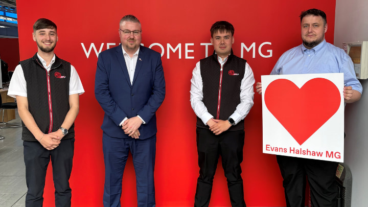 Evans Halshaw MG Hull Staff