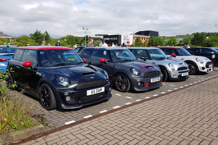 MINI line up