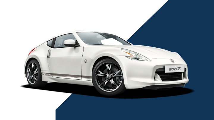 white nissan 370z