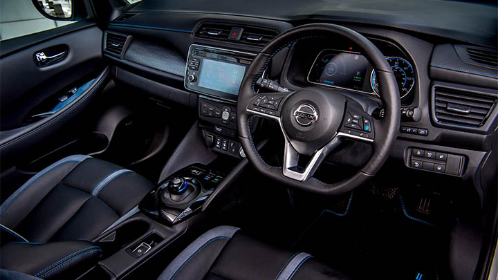 nissan leaf interior