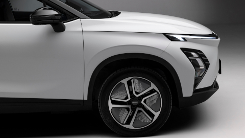 White OMODA Car Side