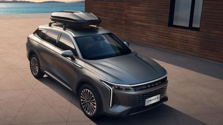 View of the OMODA 9 roof