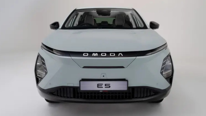 OMODA E5 Front View