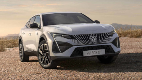 White Peugeot e-408 Front Static