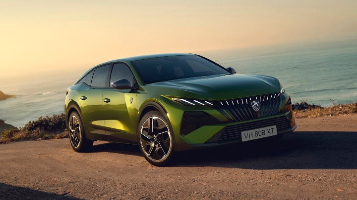 Green Peugeot e-408 Exterior Front Static Coastline
