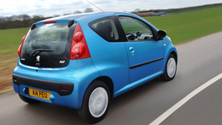 peugeot 107 driving 