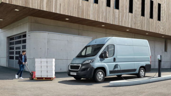 New Peugeot e Boxer Offers