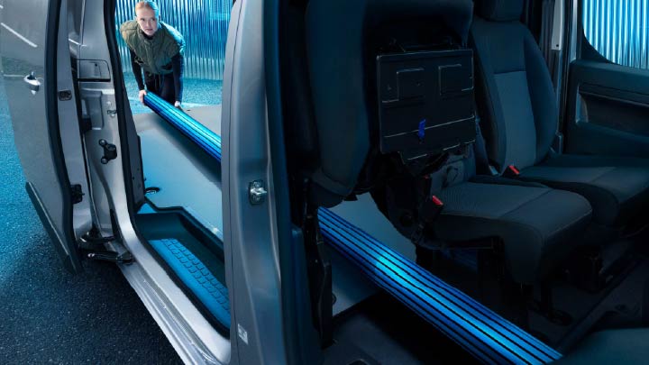 Back of a Peugeot Expert