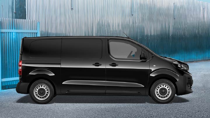 Black Peugeot Expert