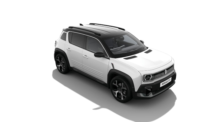 White Renault 4 Techno+ Exterior Front Studio