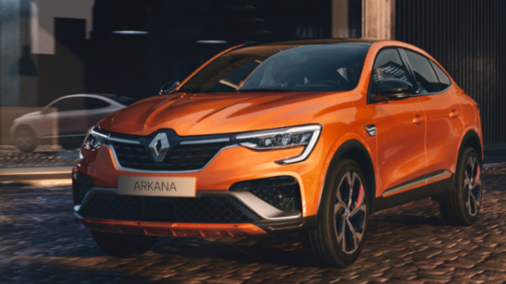Orange Renault Arkana Front