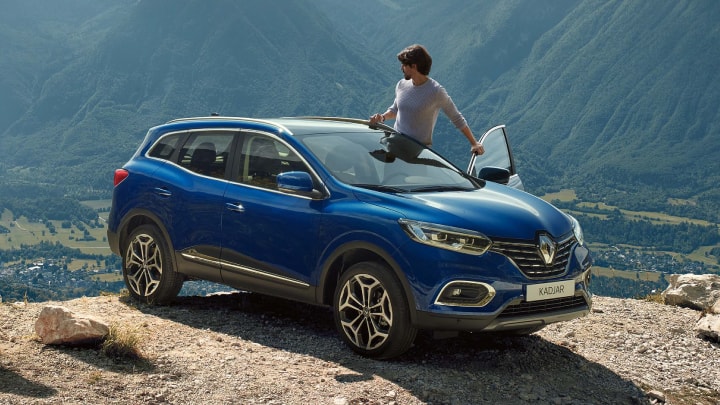 Renault Kadjar in blue