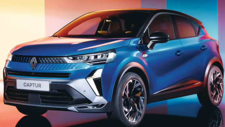 Renault Captur Blue Static