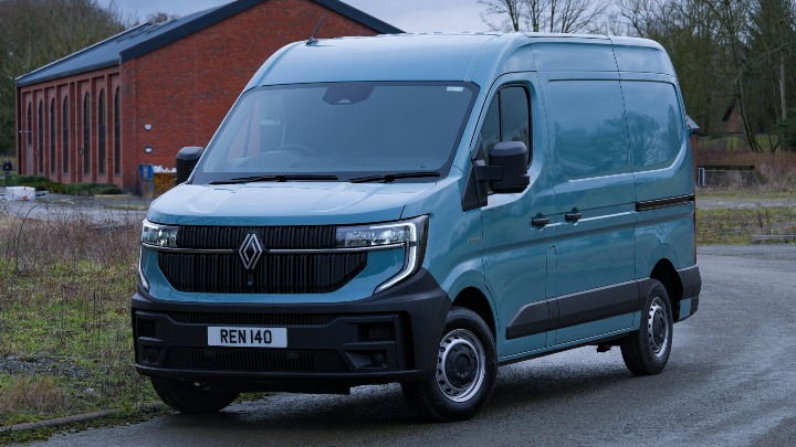 Renault Master E‑Tech electric van shown from the front, parked in an outdoor setting