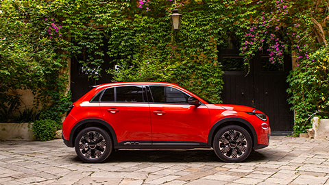 Red Fiat 600 Exterior Side Static