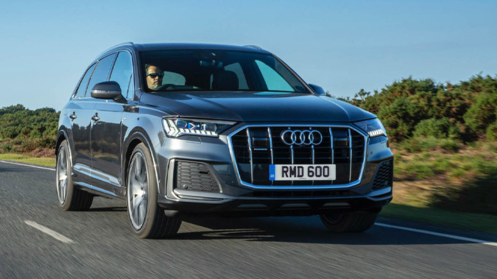 Audi Q7 front driving shot