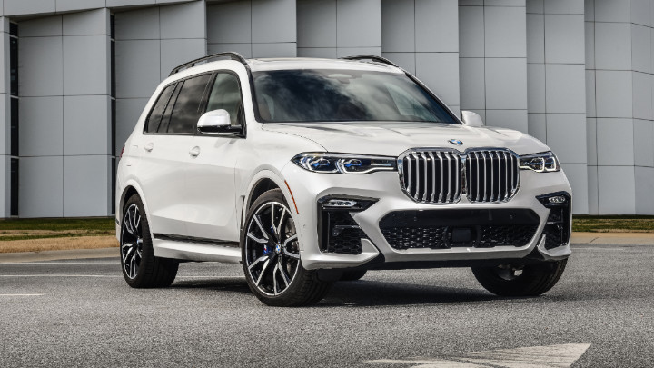 BMW X7 Front