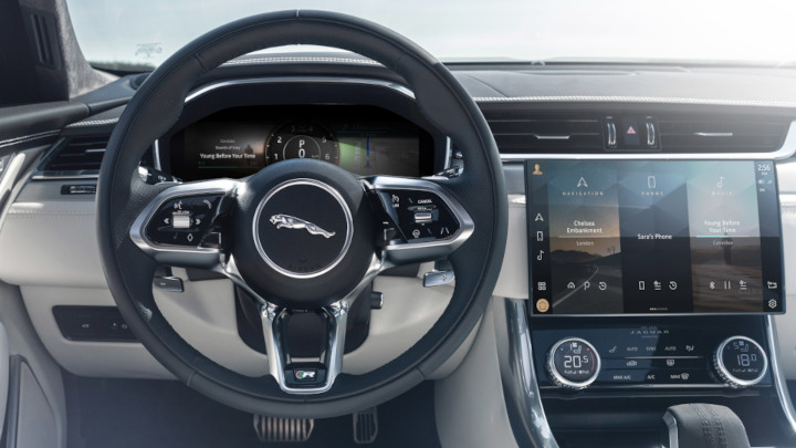 Jaguar XF Interior